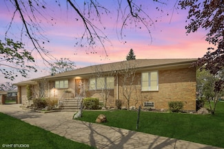7010 W Devon Ave, Chicago, IL 60631