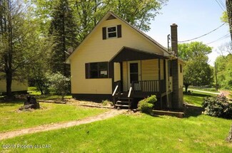 13 Yeager Rd, Mountain Top, PA 18707