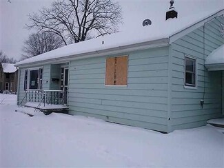 1902 Lane Ave, Elkhart, IN 46516