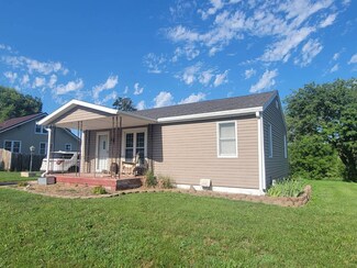 906 Nemaha St, Humboldt, NE 68376