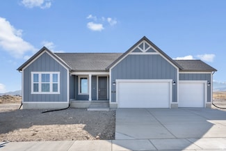 569 W Coyote Ridge Rd, Grantsville, UT 84029