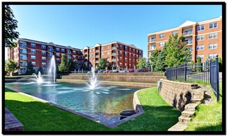 1 Itasca Place Unit 202, Itasca, IL 60143