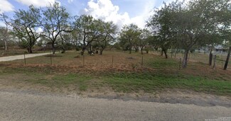 15646 Cassiano Rd, Elmendorf, TX