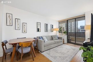 311 E 38th St Unit 12B, New York, NY 10016