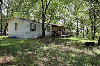 16447 Hook Dr, Siloam Springs, AR 72761