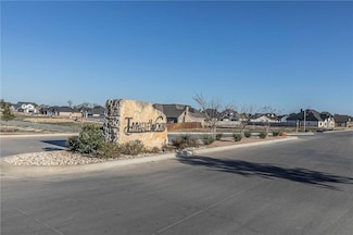 12002 Sequoia Ln, Woodway, TX 76712