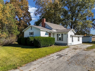 582 County Road 1525e, Greenup, IL 62428