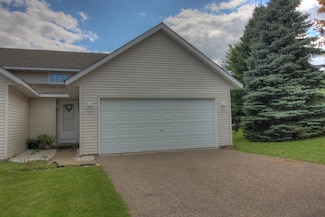 2773 Ridgeview Dr, Red Wing, MN 55066