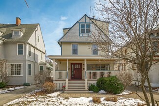 616 Woodbine Ave, Oak Park, IL 60302