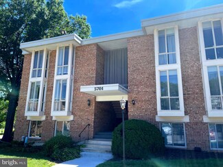 5701 Indian Ct Unit 1B, Alexandria, VA 22303