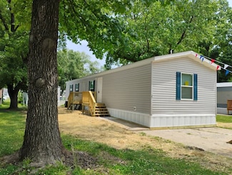 27 Lepere Ct, Dupo, IL 62239