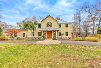 1198 Flanders Rd, Southington, CT 06489