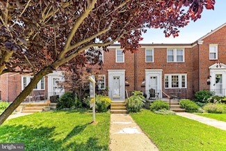 313 Greenlow Rd, Catonsville, MD 21228