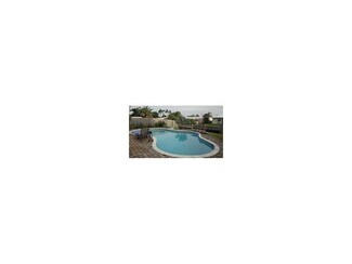2701 SW 20th St, Fort Lauderdale, FL 33312