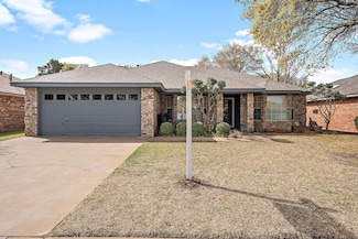 5909 72nd St, Lubbock, TX 79424