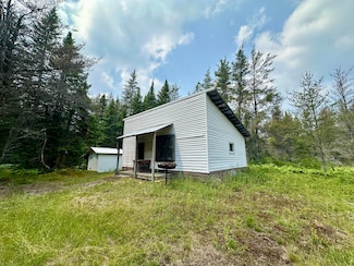 000 Fox River Rd W, Seney Township, MI 49883