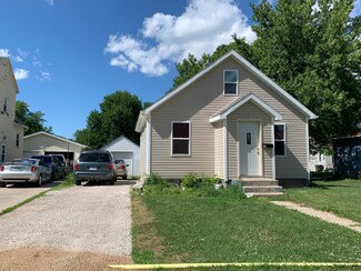 519 8th Ave, Worthington, MN 56187