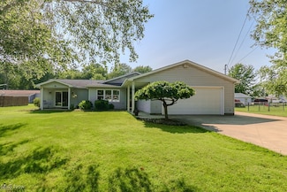 2811 Russell Rd, Ashtabula, OH 44004
