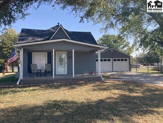 419 S Lucy St, McPherson, KS 67460