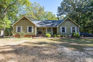 970 Poplar Springs Rd, Savannah, TN 38372