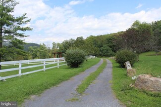 14780 Timber Ln, Mercersburg, PA 17236