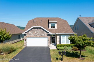 4319 Colonial Ln, Center Valley, PA 18034