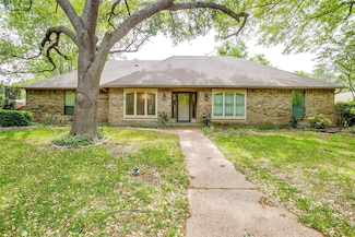 6809 River Bend Rd, Fort Worth, TX 76132