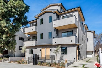 10819 Morrison St Unit 3, North Hollywood, CA 91601