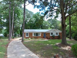 4608 Mendham Dr, Charlotte, NC 28215