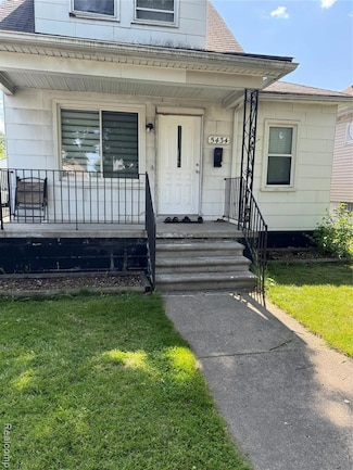5434 Reuter St, Dearborn, MI 48126
