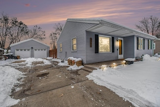 5350 Mick Ave SE, Grand Rapids, MI 49548