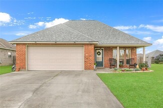 28272 Lake Salvador Dr, Livingston, LA 70754