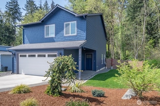 206 Oak St, Winlock, WA 98596