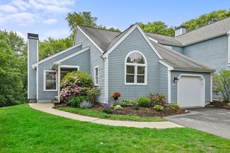 345 Bishops Forest Dr, Waltham, MA 02452