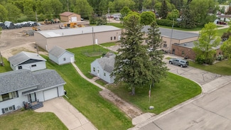 607 Saint Johns Ave, Red Lake Falls, MN 56750