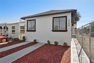2046 E Hatchway St, Compton, CA 90222