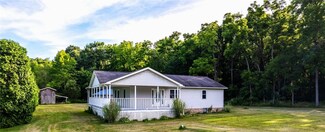 165 Vance Rd, New Castle, PA 16102