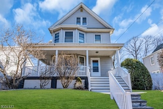219 Gordon St, Roselle, NJ 07203