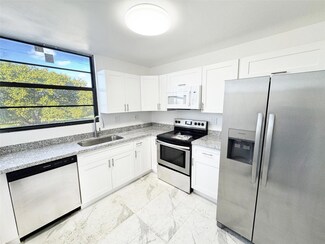 1746 NW 55th Ave Unit 203, Lauderhill, FL 33313
