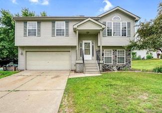 3322 Herrington Dr Unit 72, Holly, MI 48442