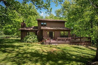 7376 Christy Rd, Fairlawn, VA 24141