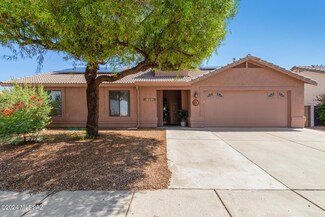 7985 S Lennox Ln, Tucson, AZ 85747