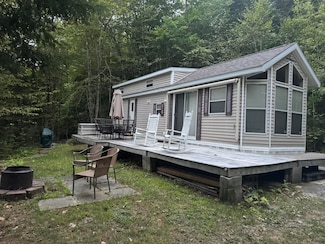 46 Chipmunk Ln, Monmouth, ME 04259
