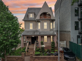 455 E 26th St, Brooklyn, NY 11226