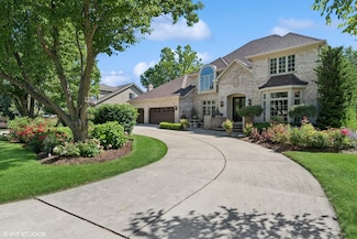 8S241 Dunham Dr, Naperville, IL 60540