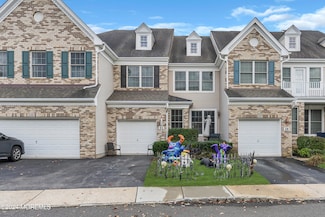 16 Chatsworth Rd Unit B1, Manalapan, NJ 07726