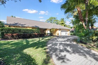 13601 La Mirada Cir, Wellington, FL 33414