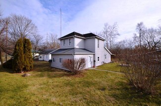 210 N Water St, Jonesboro, IN 46938