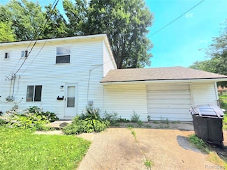 2313 Deerfield Ct, Westland, MI 48186