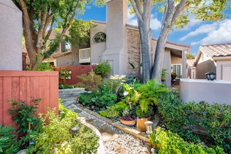 4242 N Capistrano Dr Unit 203, Dallas, TX 75287